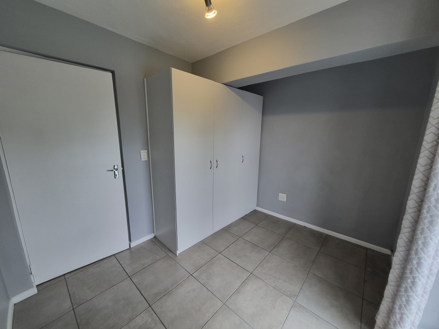 To Let 2 Bedroom Property for Rent in Durbanville Western Cape